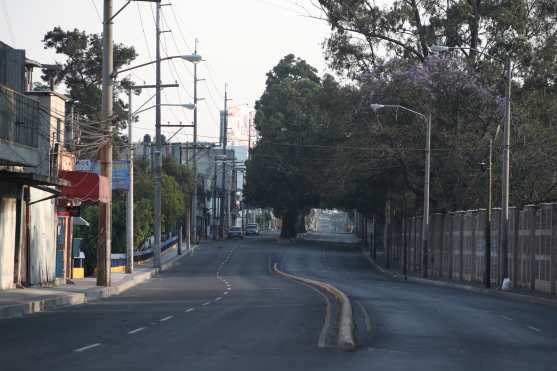 La 12 avenida en la zona 5 es uno de los lugares más transitados del sector. Foto Prensa Libre: Óscar Rivas