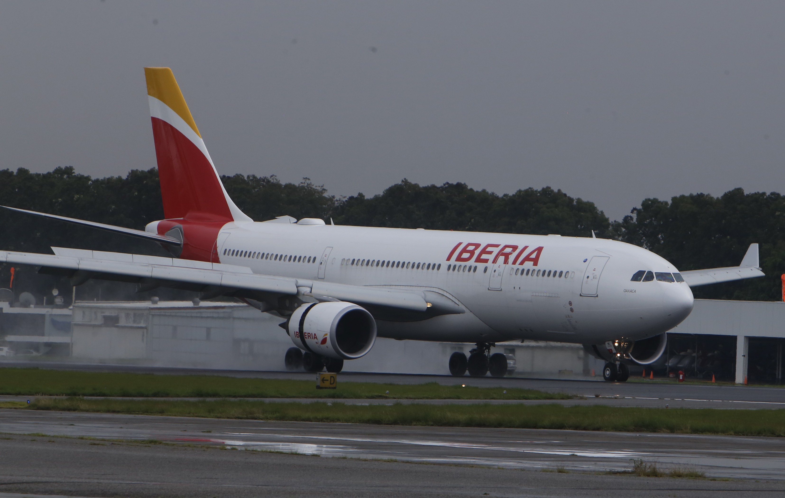 A partir del 12 de marzo la aerolínea española Iberia no enviará vuelos a Guatemala por medidas sobre el coronavirus. (Foto Prensa Libre: Hemeroteca)
