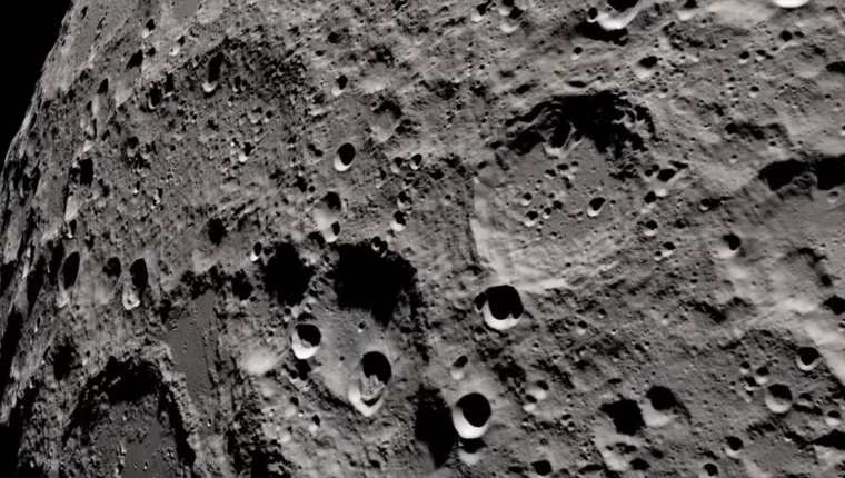 Imágenes de la luna captadas por las tripulación del Apollo 13. (Captura de pantalla de video de la Nasa).  