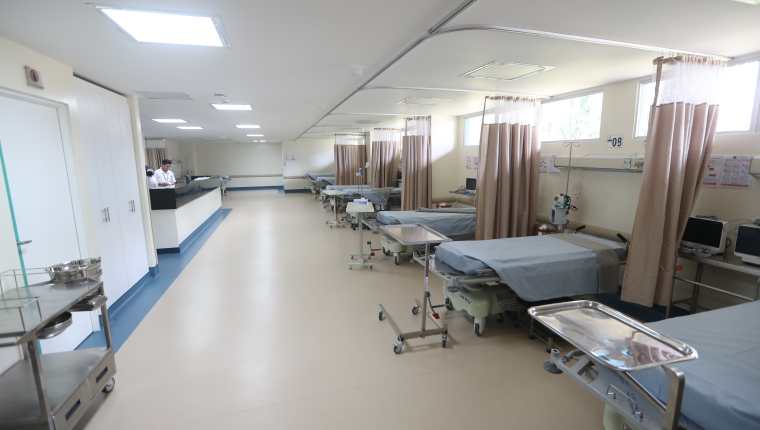 El hospital de Villa Nueva fue habilitado para atender a pacientes de covid-19. (Foto Prensa Libre: Hemeroteca PL)