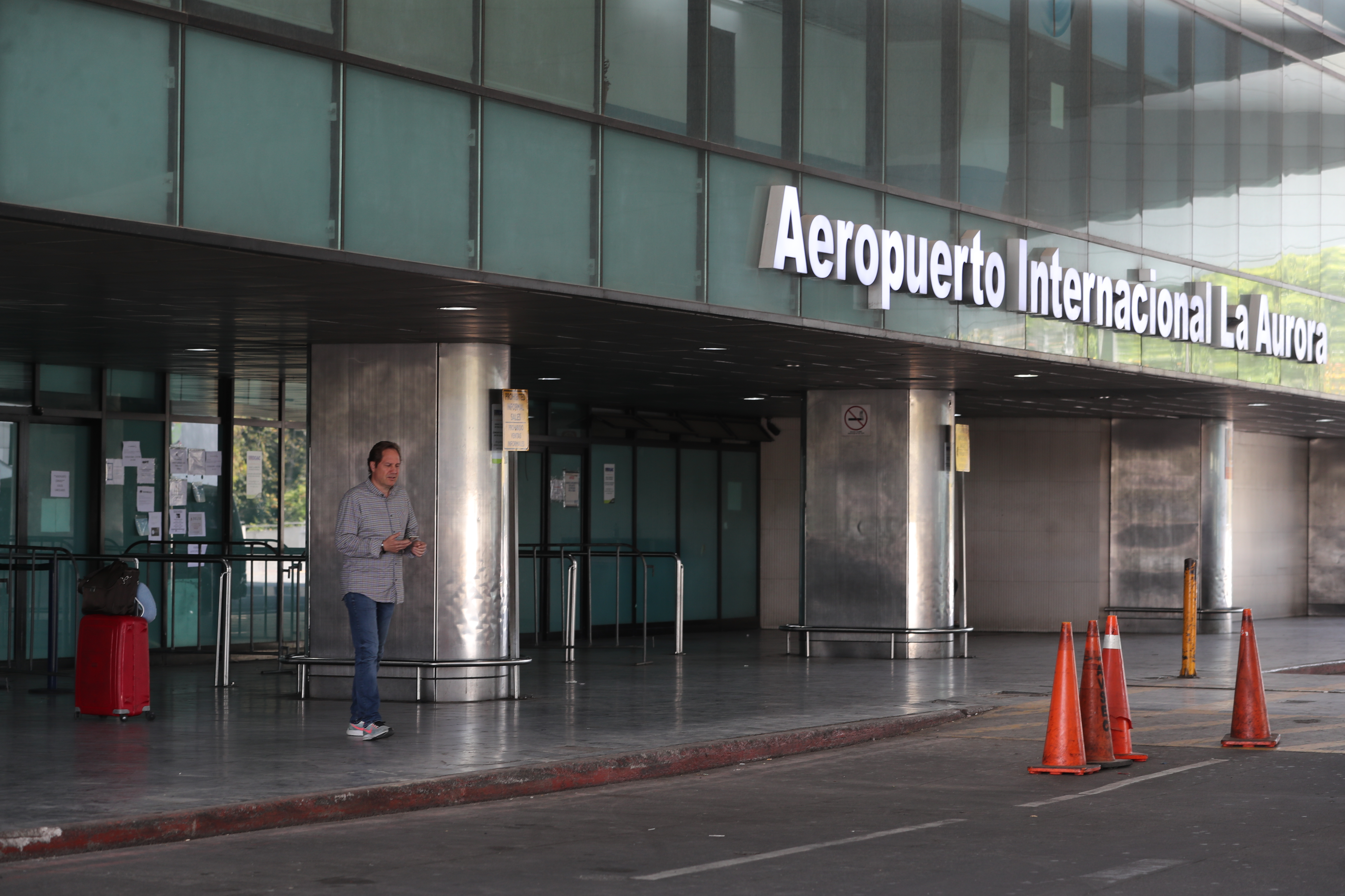 La emergencia sanitaria impactó en las actividades económicas en el primer trimestre del año y el PIB fue de 0.7%, confirmó el Banguat. (Foto Prensa Libre: Érick Ávila)