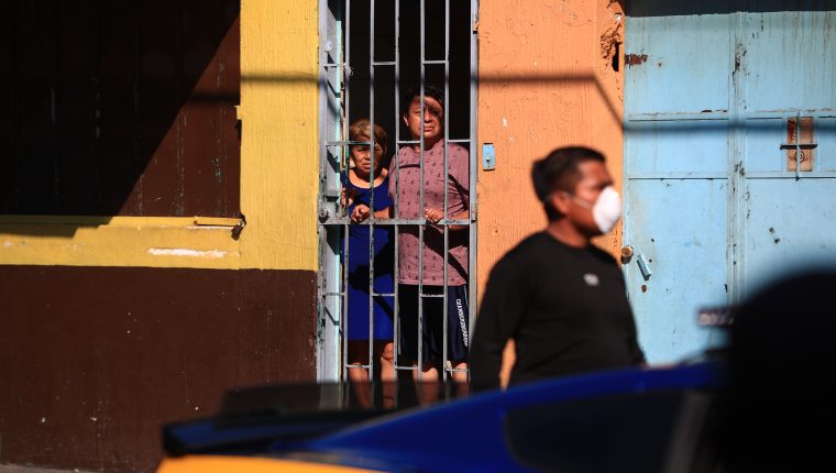 Resultado de imagen de imagen de toque de queda