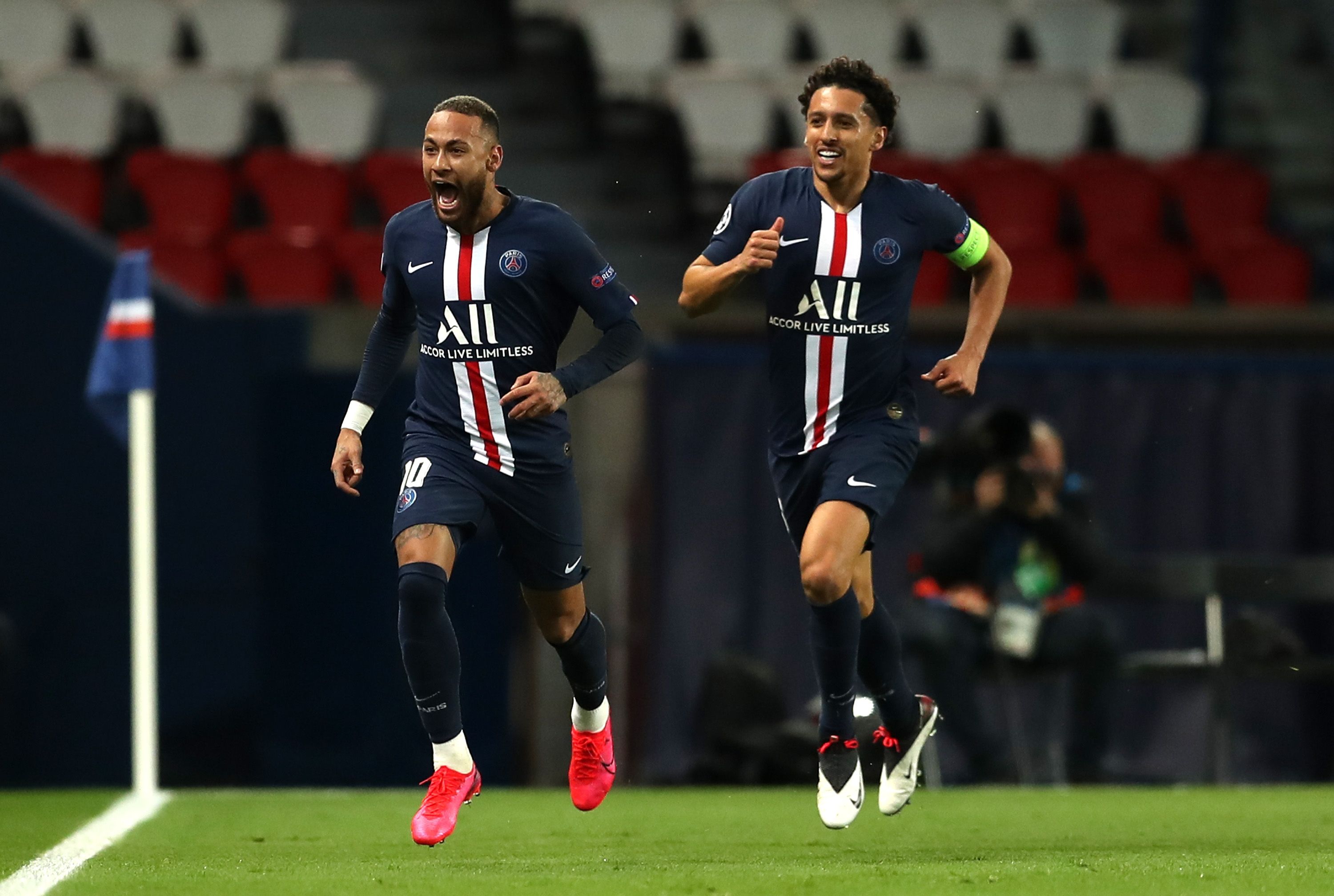 Neymar se encargó de abrir el marcador para el PSG contra el Dortmund. (Foto Prensa Libre:AFP )