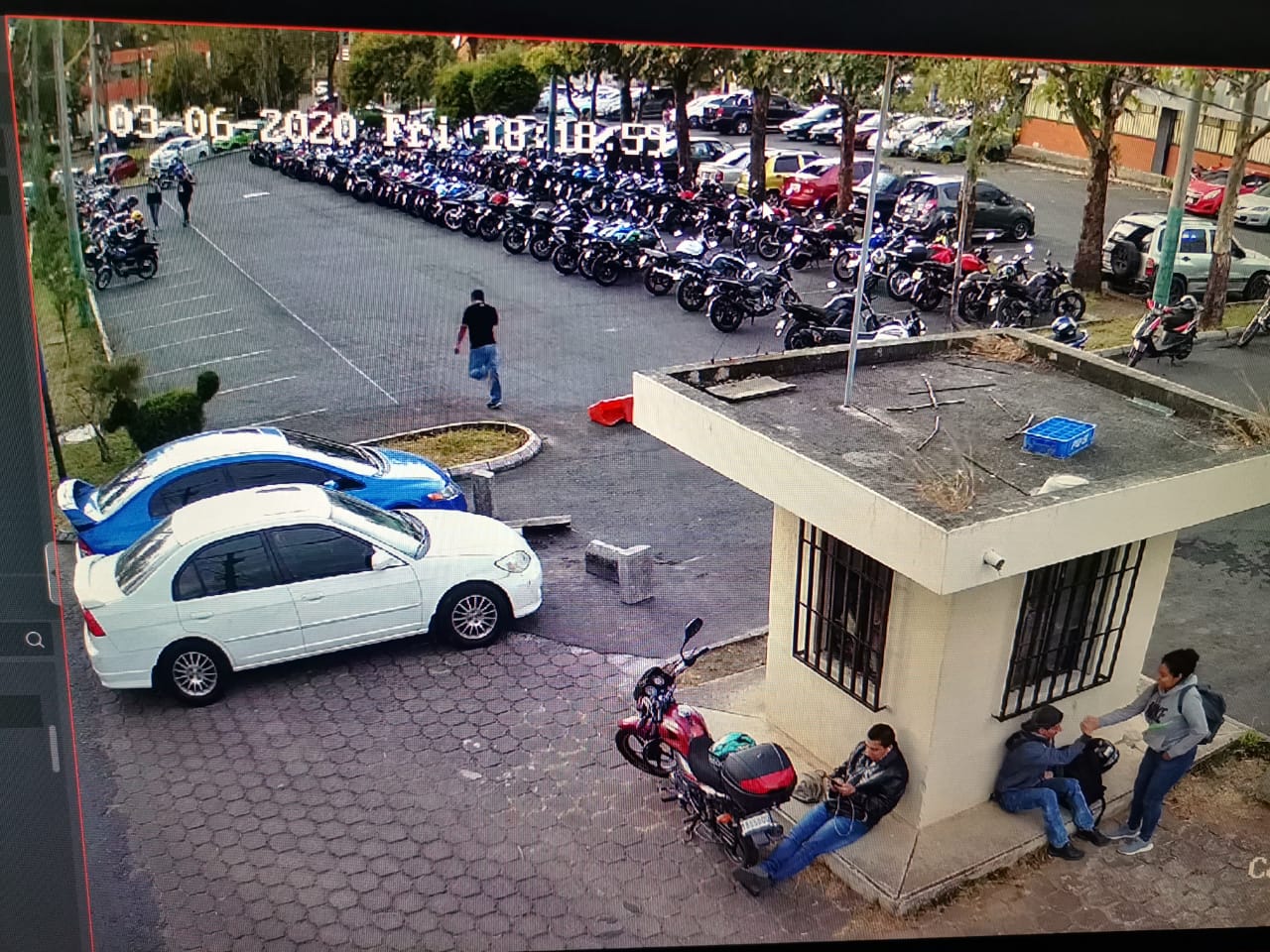 Según el MP, el capturado está involucrado en el robo de 22 vehículos en la Usac. (Foto Prensa Libre: MP)