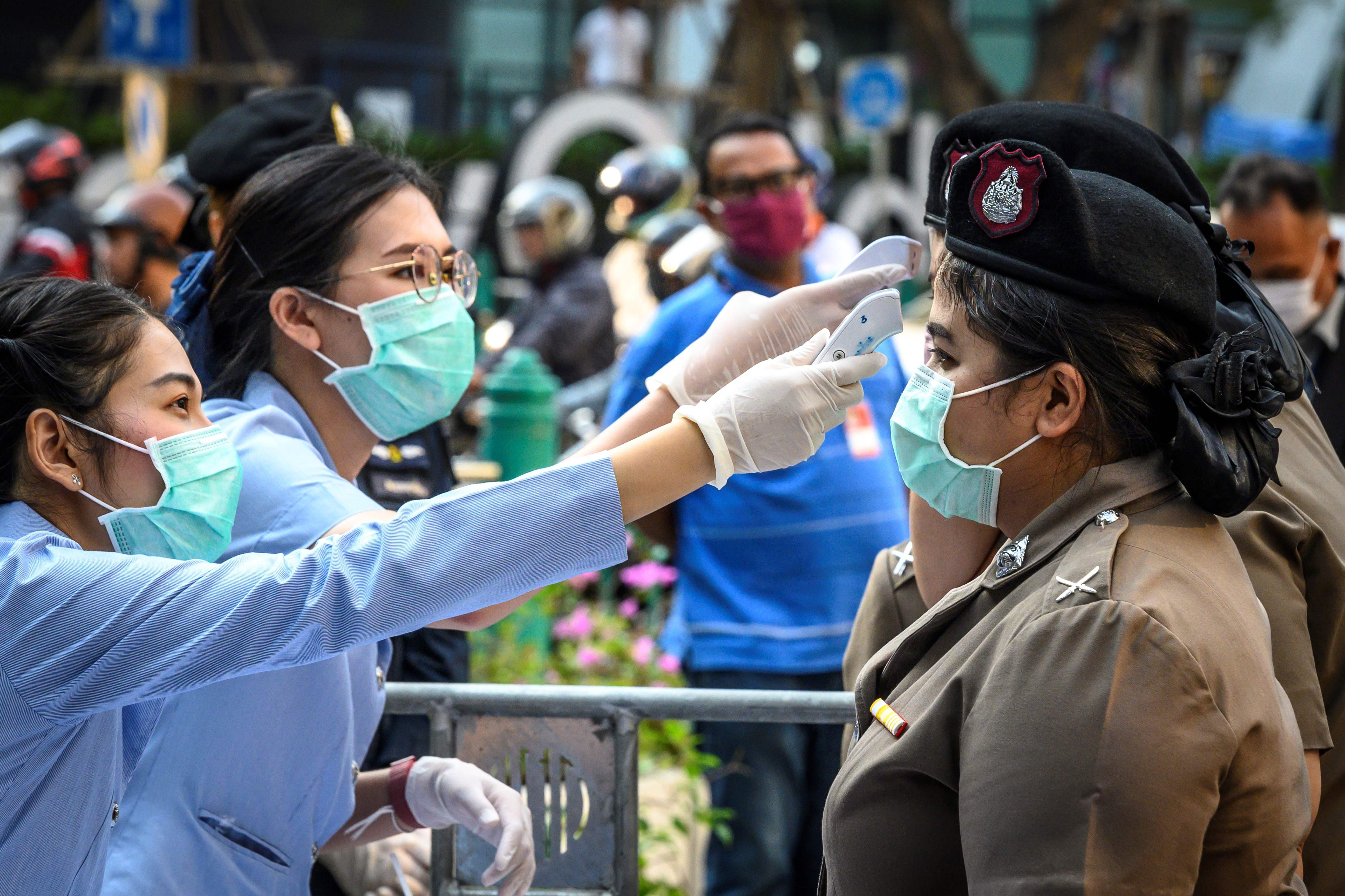 El coronavirus causa estragos a escala mundial. (Foto Prensa Libre: AFP)