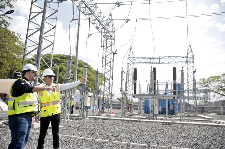 Trelec inauguró la subestación Guanagazapa Pasaco. Participaron el ministro de energía Alberto Pimenten y el gerente de Trelec Juan Carlos Echeverri. (Foto Prensa Libre: MEM)