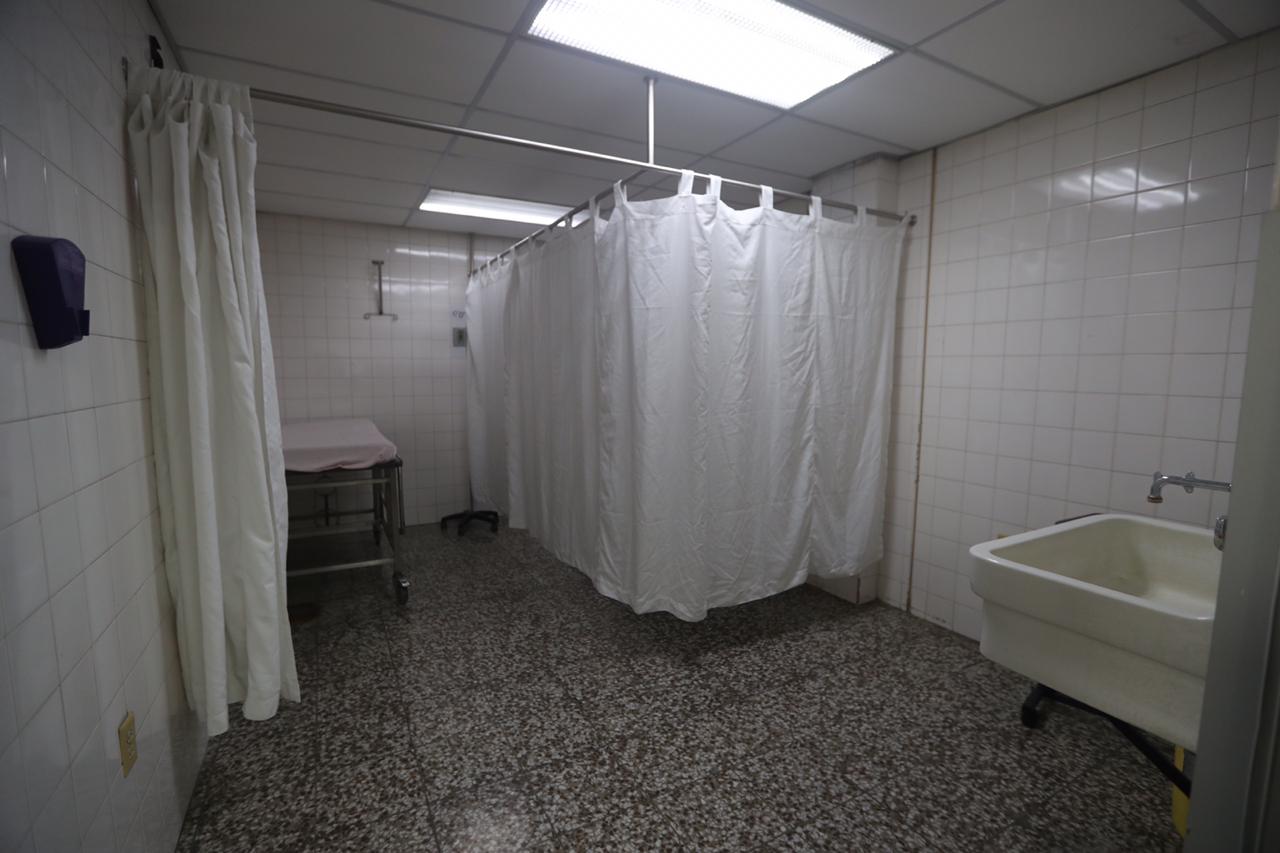 El IGSS habilitó seis hospitales para que atiendan casos de coronavirus. (Foto Prensa Libre: Miriam Figueroa)