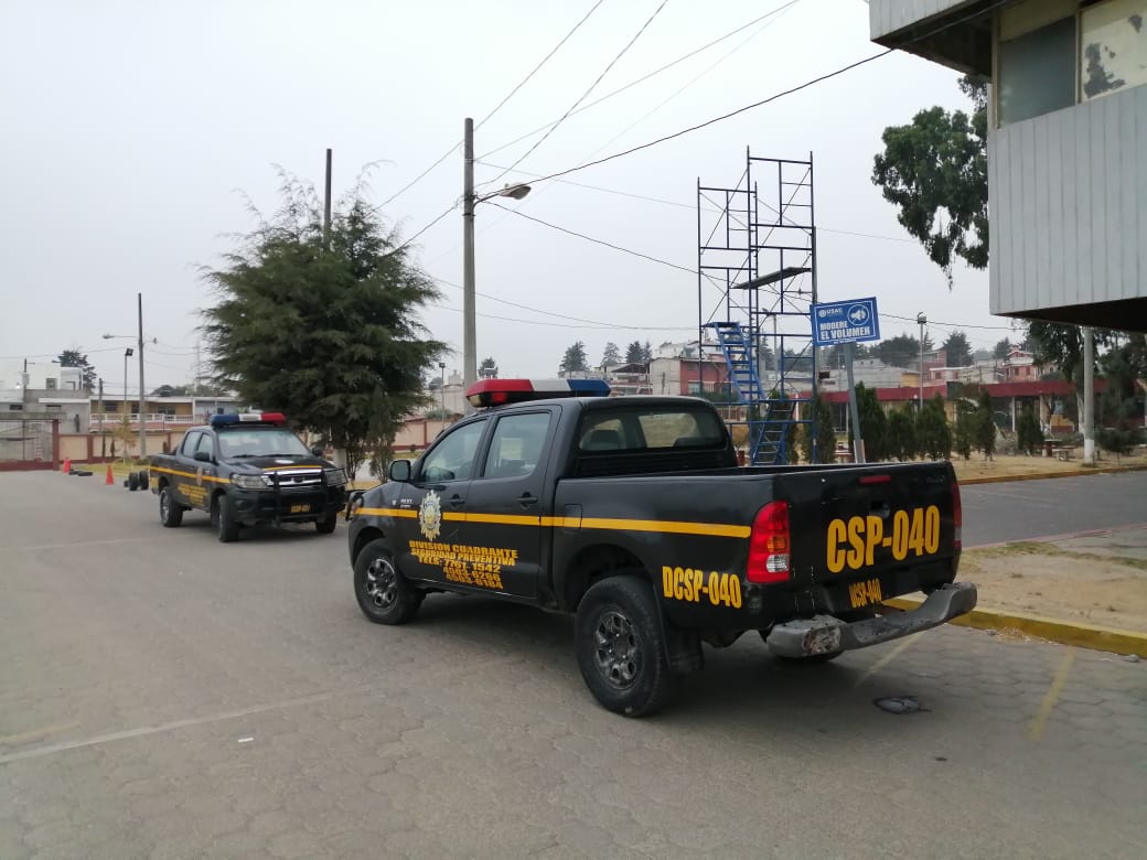 Un guardia de seguridad privada del Centro Universitario de Occidente muere de un balazo durante una discusión. (Foto Prensa LIbre: María José Longo) 