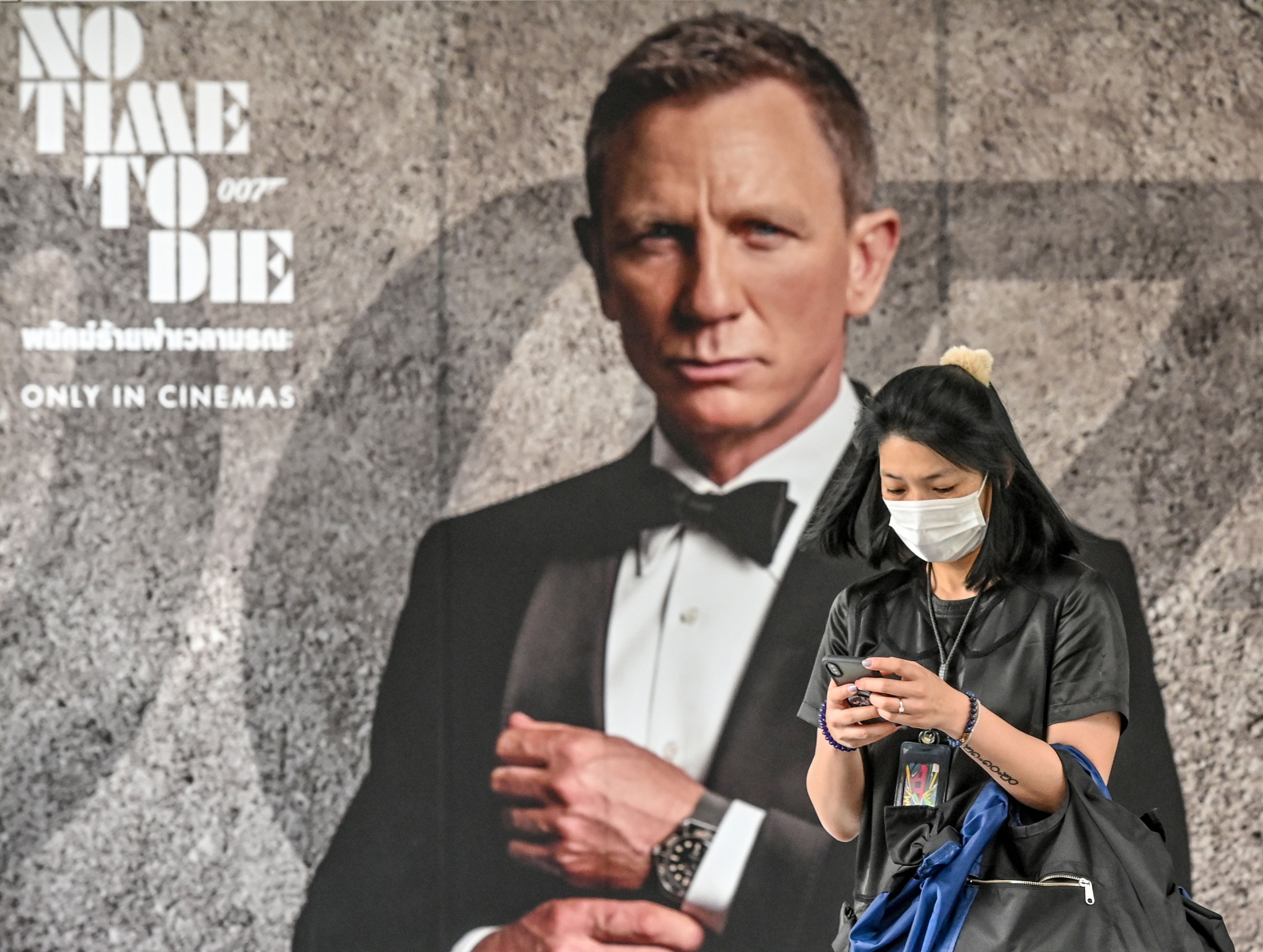La nueva película de James Bond "No hay tiempo para morir" se retrasa hasta noviembre después de los temores de coronavirus según el estudio. (Foto Prensa Libre: AFP)