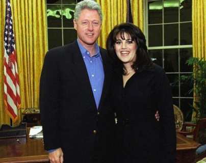 Expresidente Bill Clinton dice que su relación con Lewinski fue para “gestionar su ansiedad”
