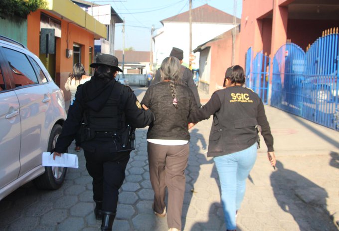 Floricelda Lam, de 64 años, fue detenida en Alta Verapaz. (Foto Prensa Libre: PNC).