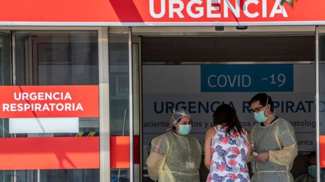 Según expertos, hasta el momento el sistema sanitario chileno “ha respondido”. GETTY IMAGES