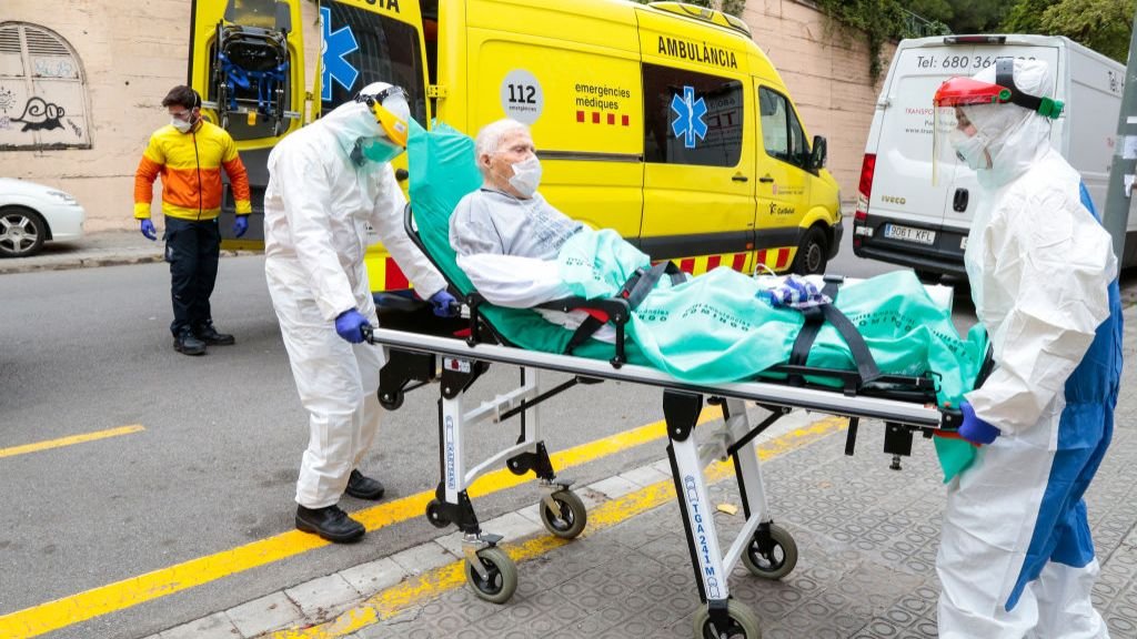 El número real de contagiados y de víctimas podría ser mucho mayor al que arrojan los datos oficiales. (Foto Prensa Libre: Getty Images)