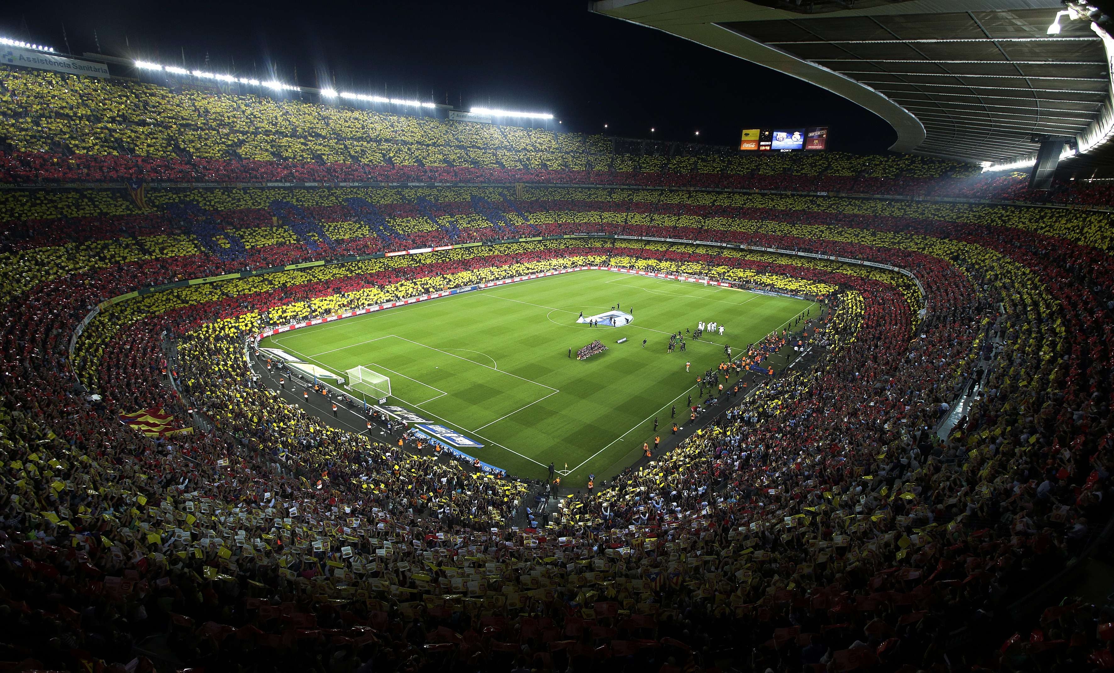 La afición del Barcelona podría volver al Camp Nou hasta febrero del 2021. (Foto Prensa Libre: AFP)