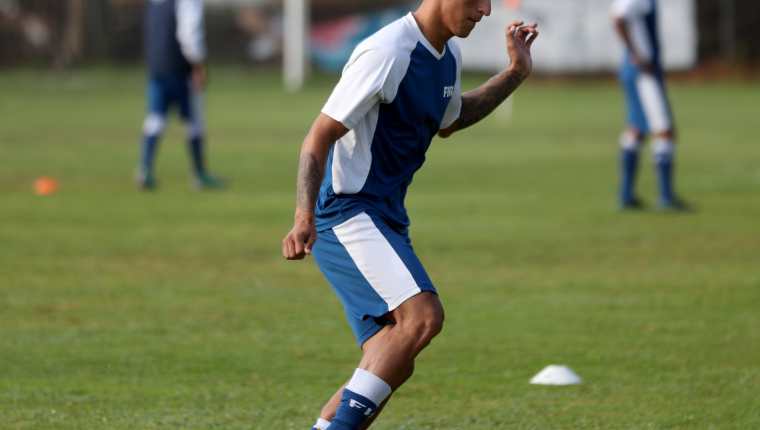 Stheven Robles es una pieza importante de la Selección Nacional de Guatemala. (Foto Prensa Libre: Hemeroteca PL)