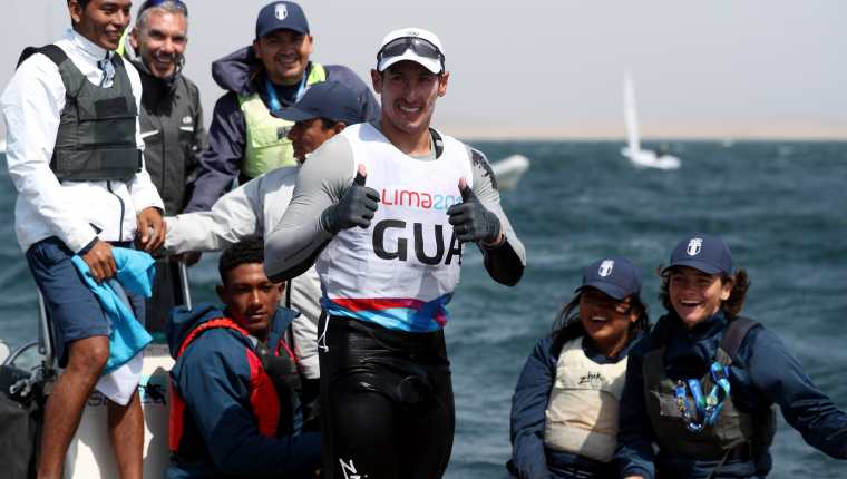 La carrera de Juan Ignacio Maegli se ha desarrollado dentro del agua. (Foto Prensa Libre: Carlos Vicente)