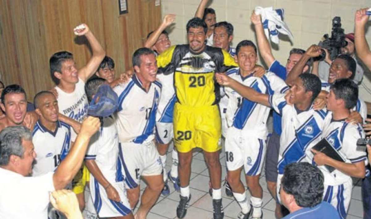 Uncaf recuerda el título Centroamericano que ganó la Selección de Guatemala en el 2001
