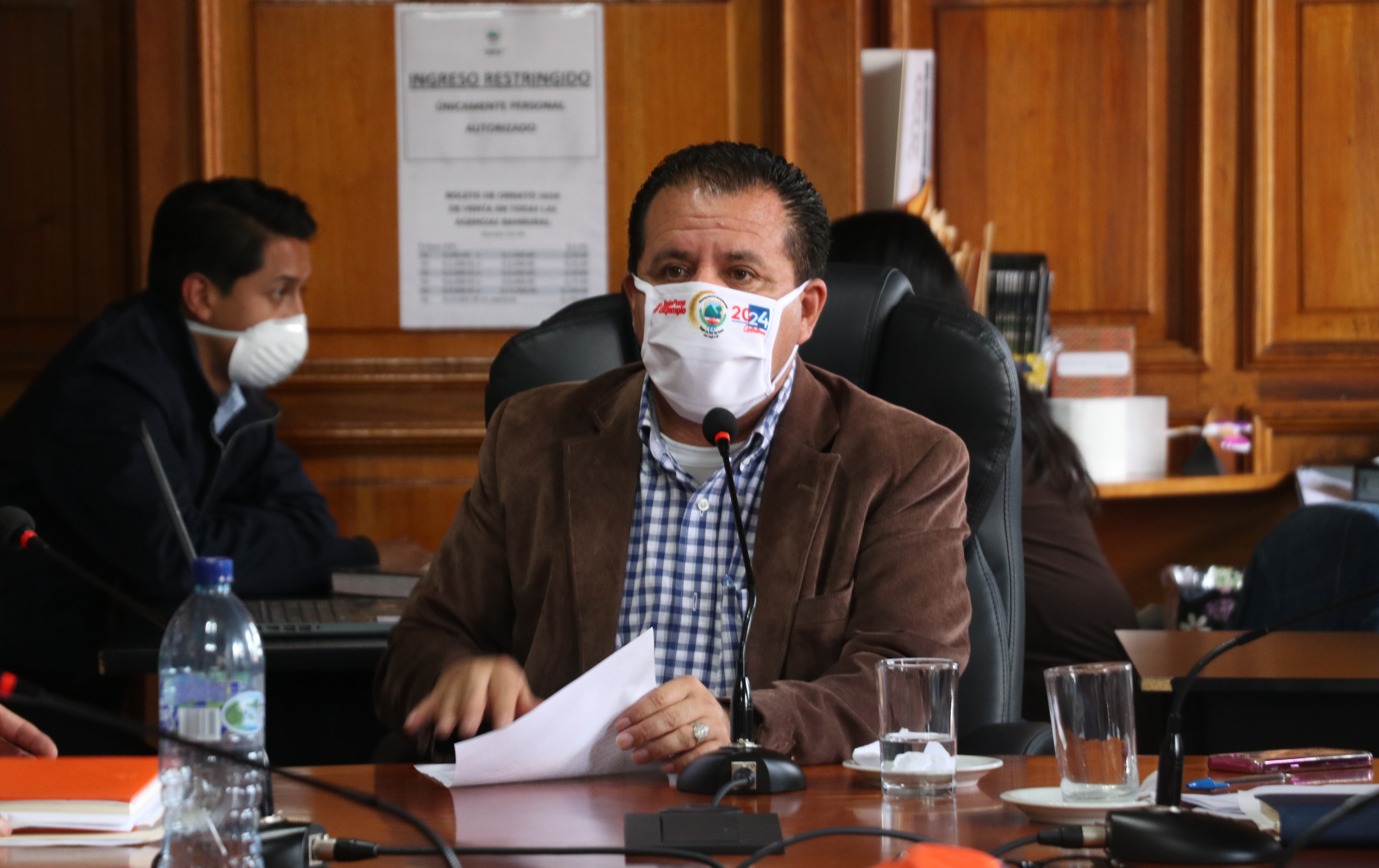 El alcalde de Xela, Juan Fernando López, expresó la preocupación por las finanzas de la comuna. (Foto Prensa Libre: Raúl Juárez)