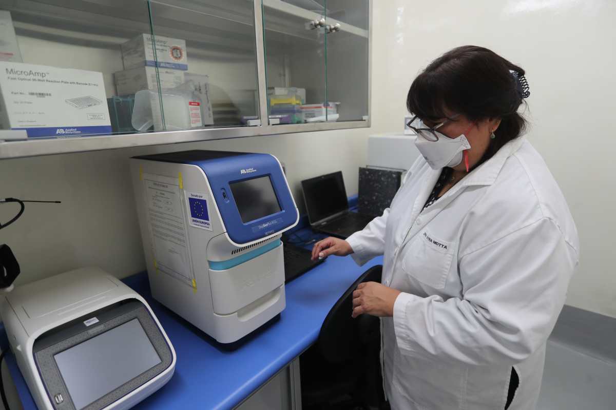 Guatemala utiliza cinco marcas de pruebas diferentes para detectar el covid-19