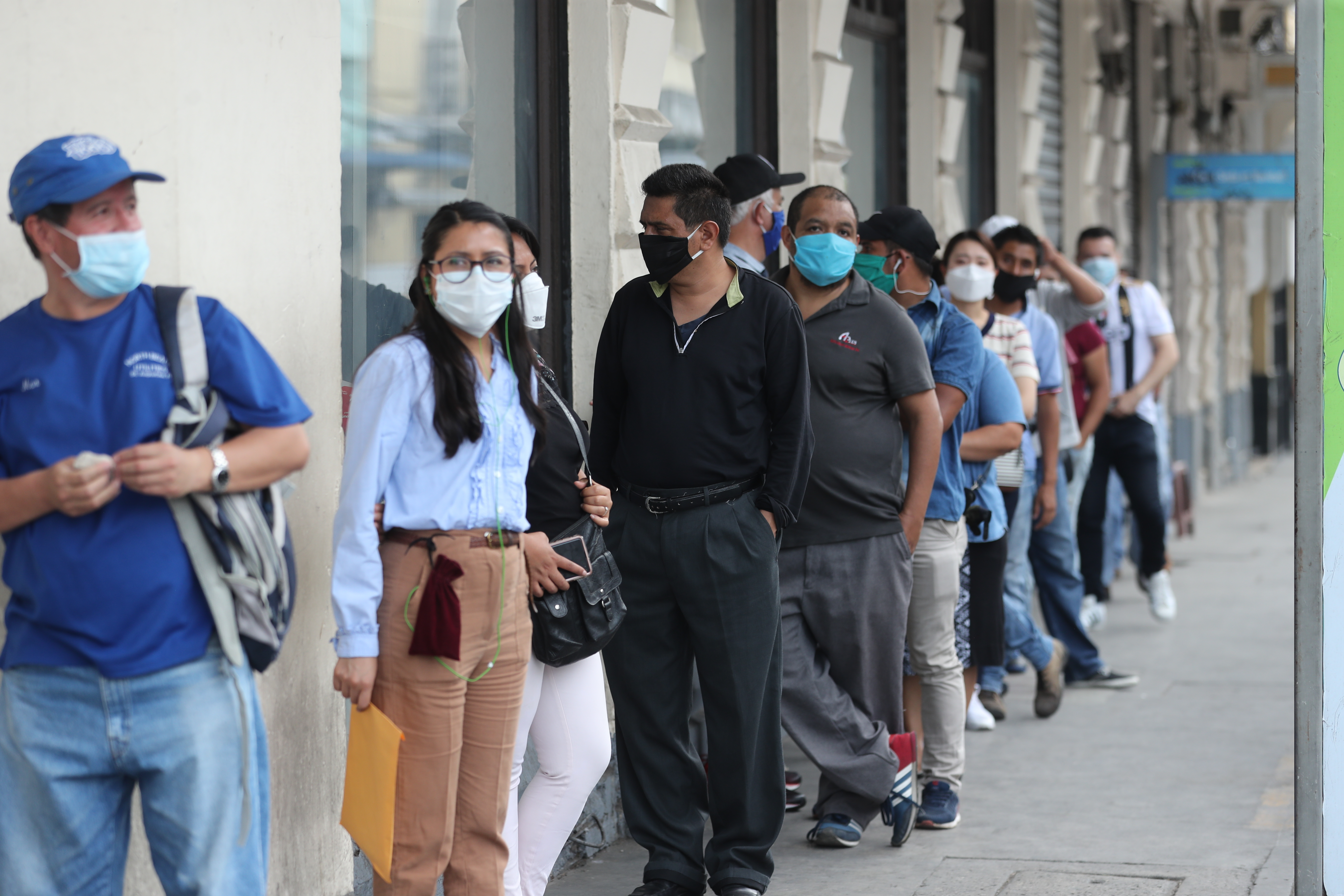 Giammattei avisó que se espera un repunte de casos de coronavirus. (Foto Prensa Libre: Hemeroteca PL)