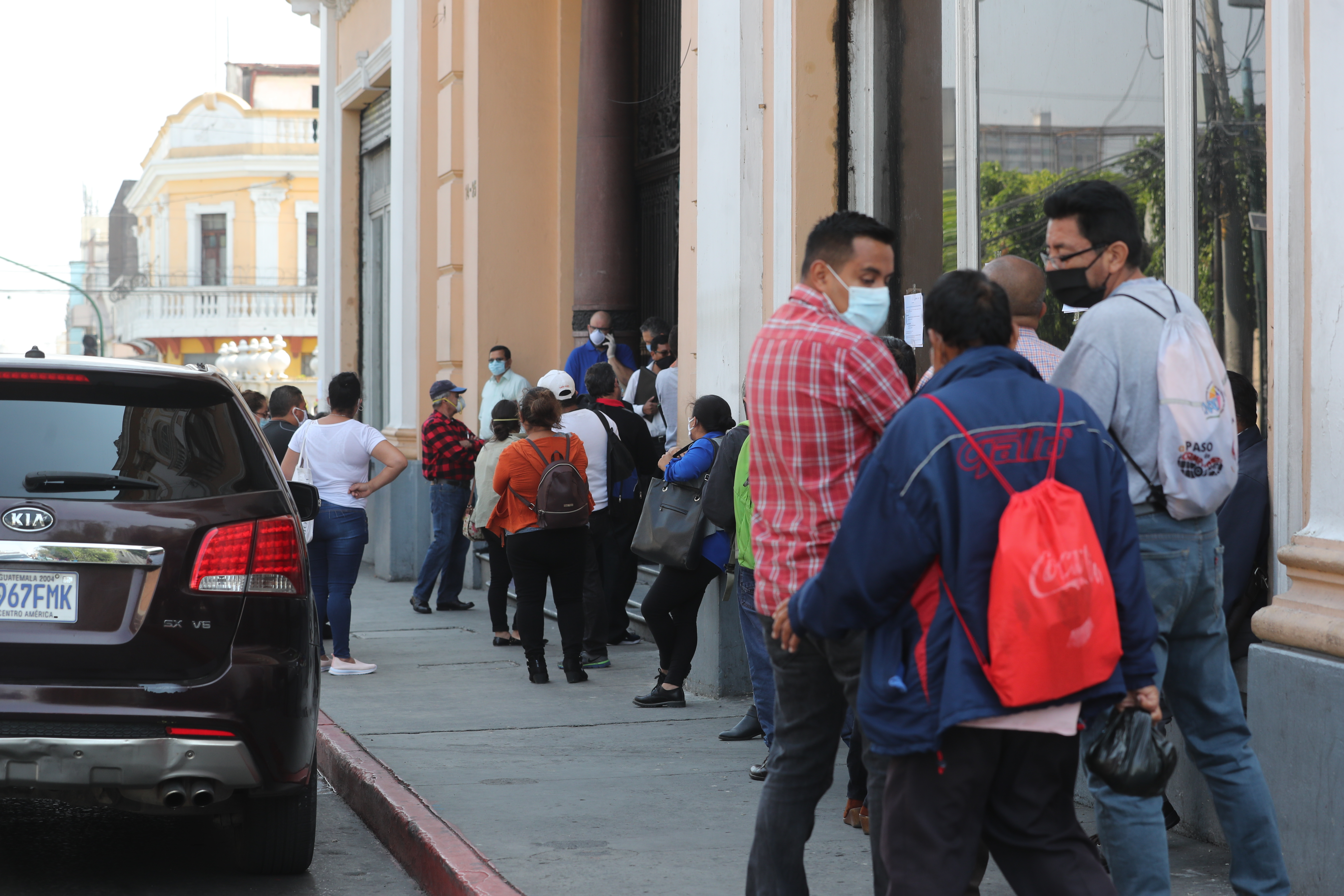 Desarrolladores y autoridades del Registro General de la Propiedad acordaron agilizar las gestiones de inscripciones y otras operaciones registrales. (Foto Prensa Libre: Hemeroteca) 