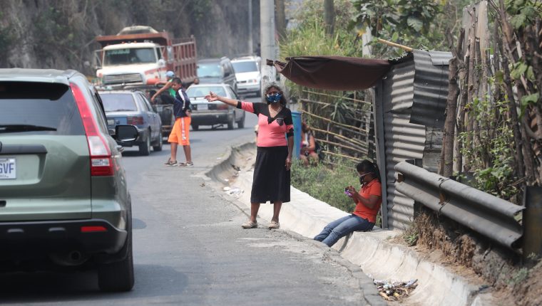 https://www.prensalibre.com/wp-content/uploads/2020/04/NAC-21042020-EA-FAMILIAS-PIDEN-AYUDA022-1.jpg https://www.prensalibre.com/wp-content/uploads/2020/04/NAC-21042020-EA-FAMILIAS-PIDEN-AYUDA022-1.jpg