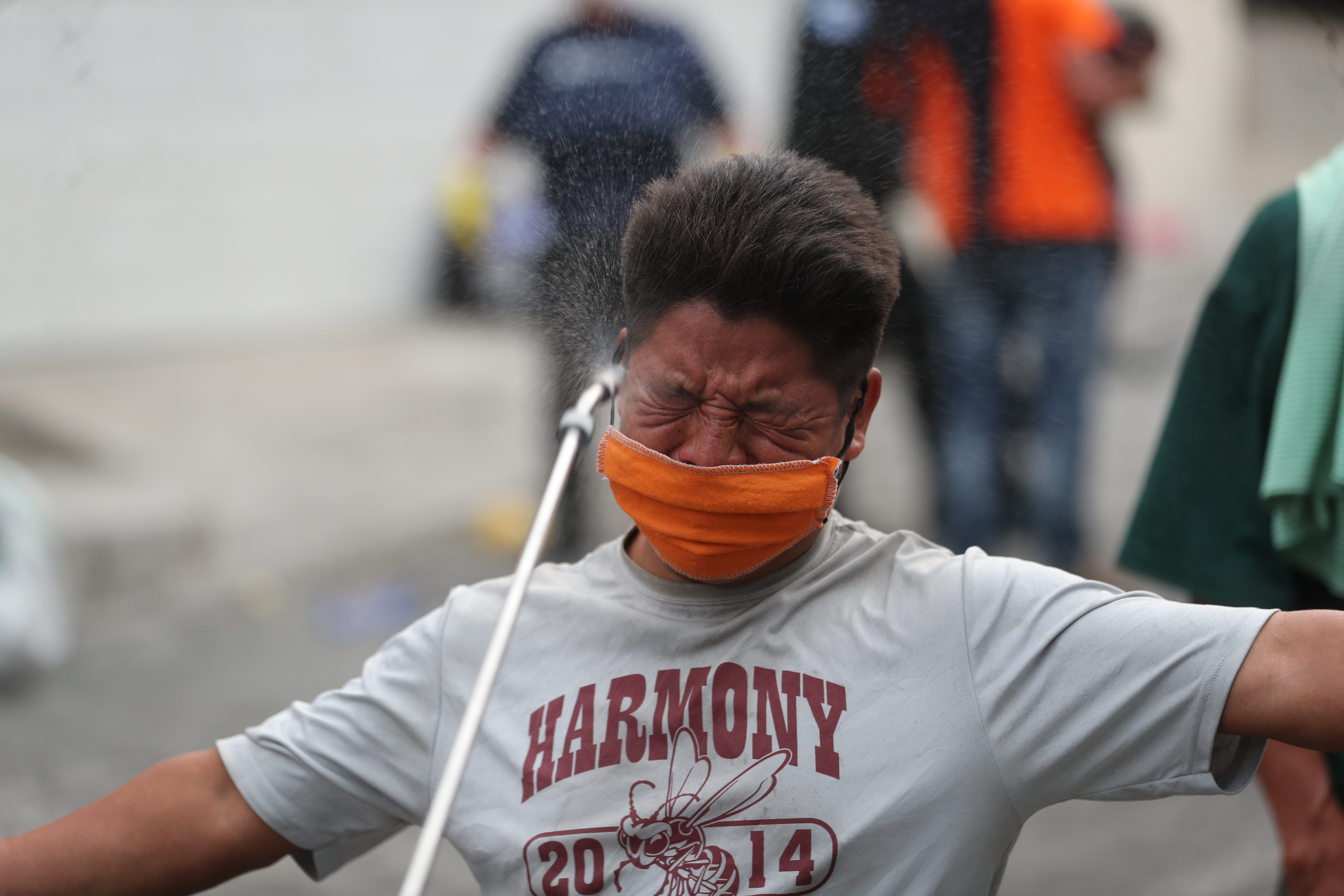 La asociación Puerta de Esperanza cuenta con tres pequeños espacios donde tienen instaladas colchonetas para poder albergar a mujeres y hombres que no tienen un hogar. Foto Prensa Libre. Erick Avila