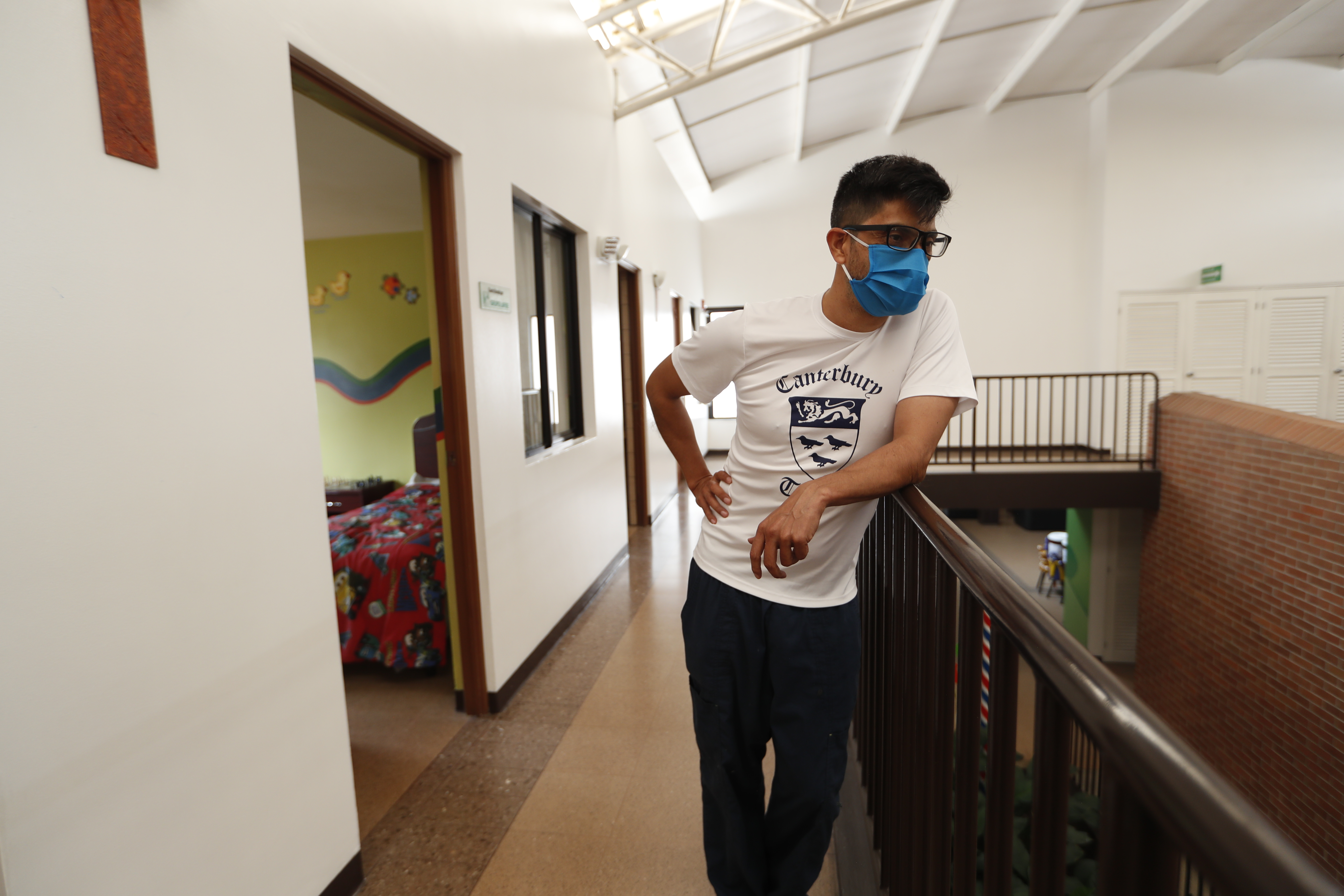 Médicos que trabajan en hospitales de la Industria y Villa Nueva atendiendo a enfermos contagiados del coronavirus, son hospedados y alimentados en Casa Ronald McDonalds. Foto Prensa Libre: Esbín Garcia