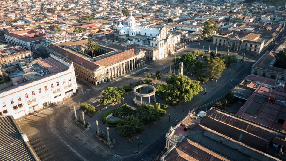 El Centro Histórico de Quetzaltenango es uno de los más concurridos de la ciudad y cuenta con multiples dependencias públicas y negocios. (Foto Prensa Libre: Cortesía)