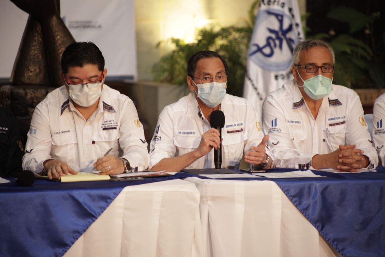 Ministro de Salud, Hugo Monroy. (Foto Prensa Libre: Noé Medina)