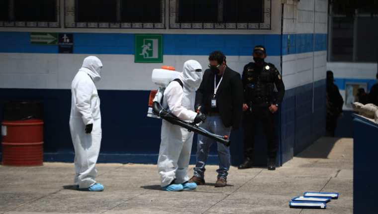 Guatemala entra en el punto más crítico y complicado por la pandemia del covid-19 y la expectativa es que el número de casos va a ir creciendo de aquí a mediados de junio, según expertos. (Foto Prensa Libre: Hemeroteca) 