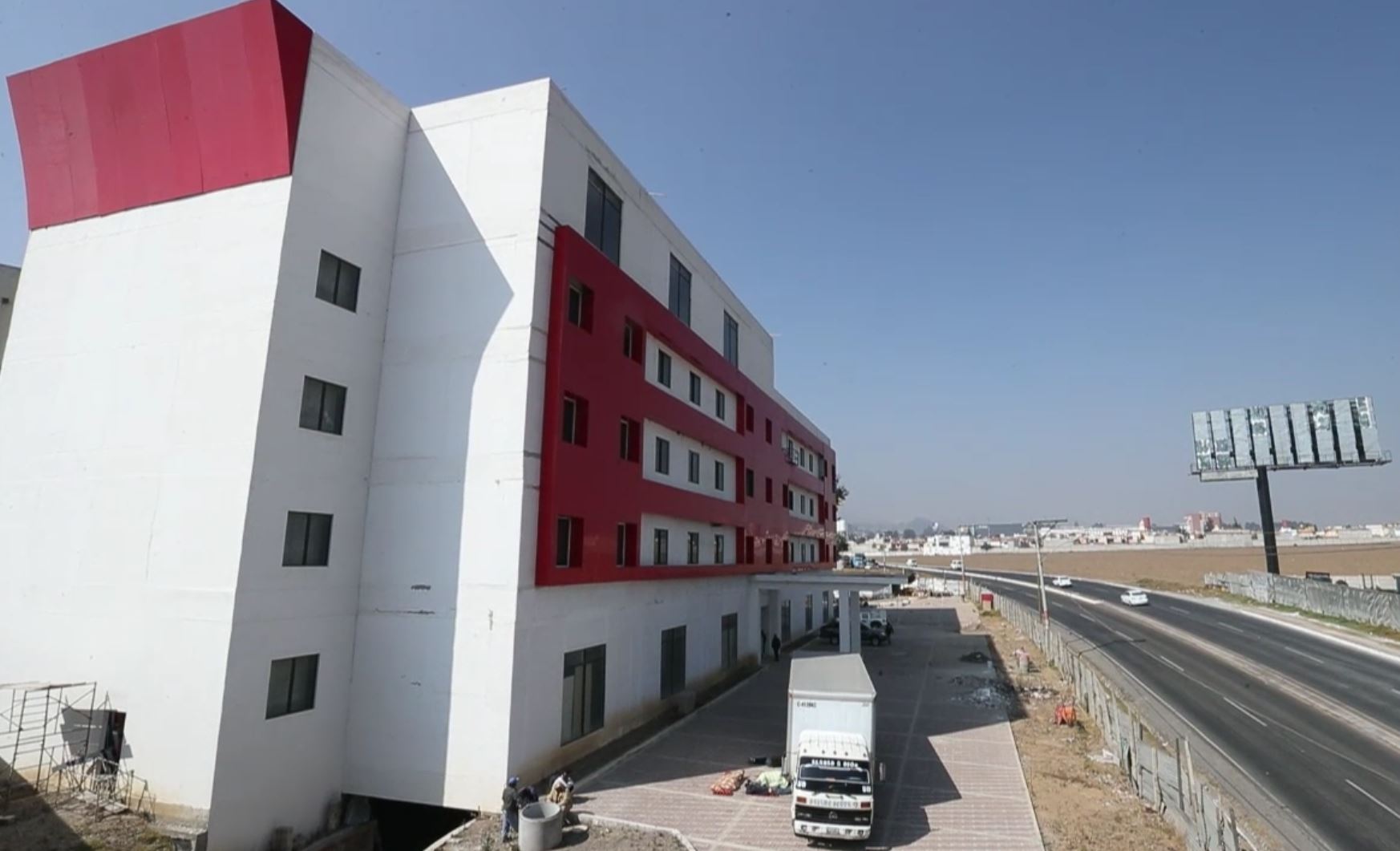 Centro de Operaciones de Emergencia de Quetzaltenango solicita al Ministerio Público usar edificio extinguido a Manuel Baldizón para alojar a retornados de México. (Foto Prensa Libre: Hemeroteca PL) 