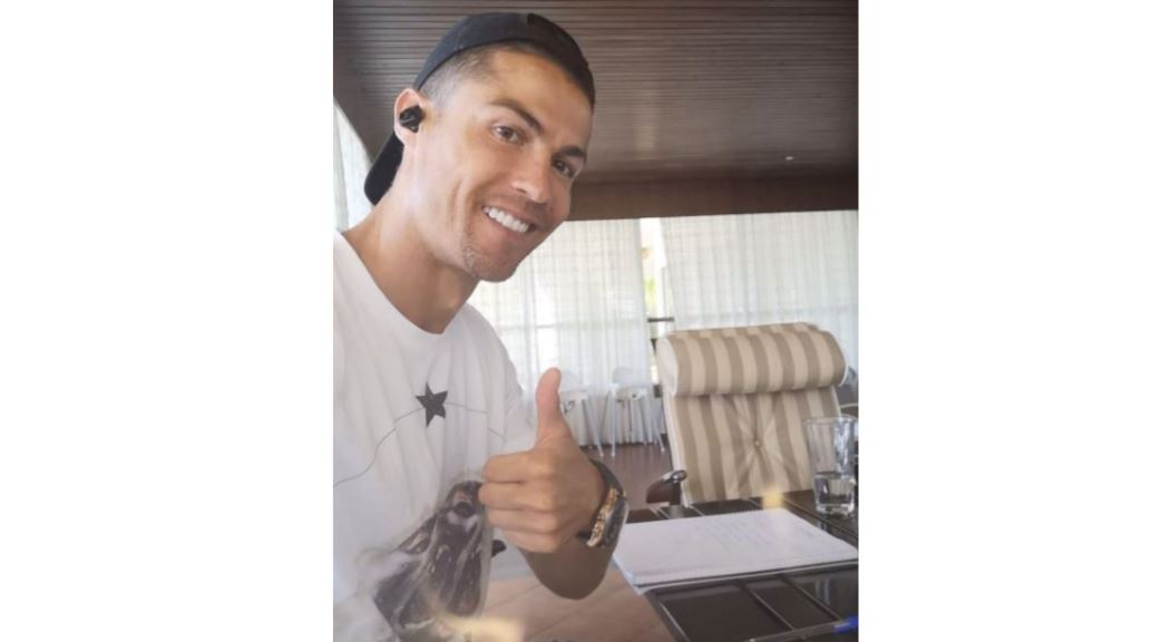 Cristiano Ronaldo compartió esta fotografía con sus seguidores. (Foto Prensa Libre: Twitter)