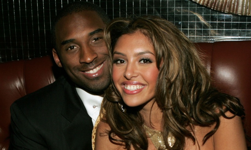 Vanessa Bryant recuerda el aniversario de bodas con una imagen junto a Kobe Bryant. (Foto Prensa Libre: Tomada de redes sociales)