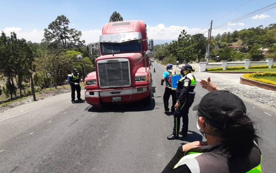 El tránsito tiene restricciones en la ciudad de Huehuetenango, donde se busca prevenir contagios de coronavirus. (Foto Prensa Libre: Municipalidad de Huehuetenango). 