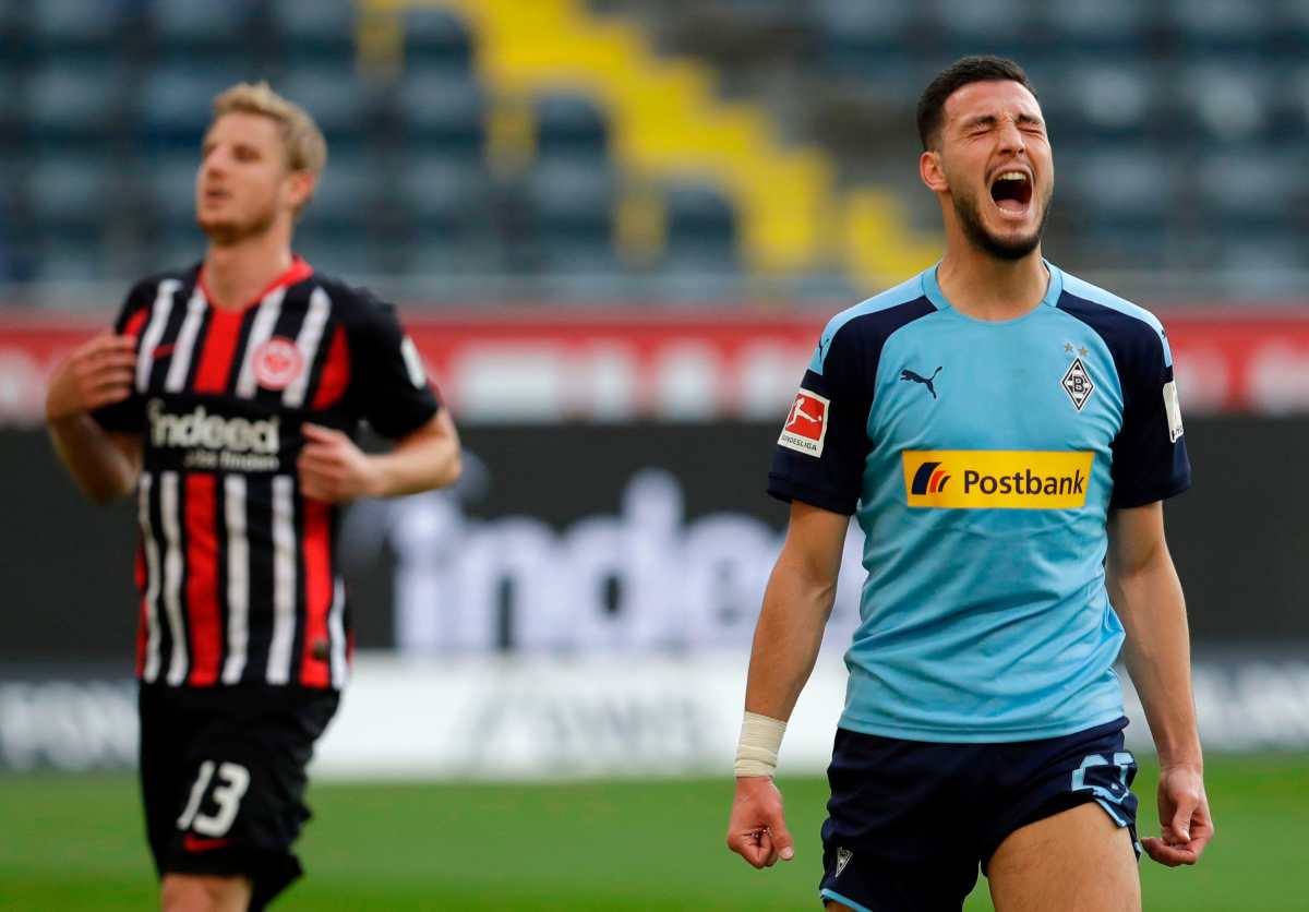 El Gladbach derrota al Eintracht y asciende al tercer lugar