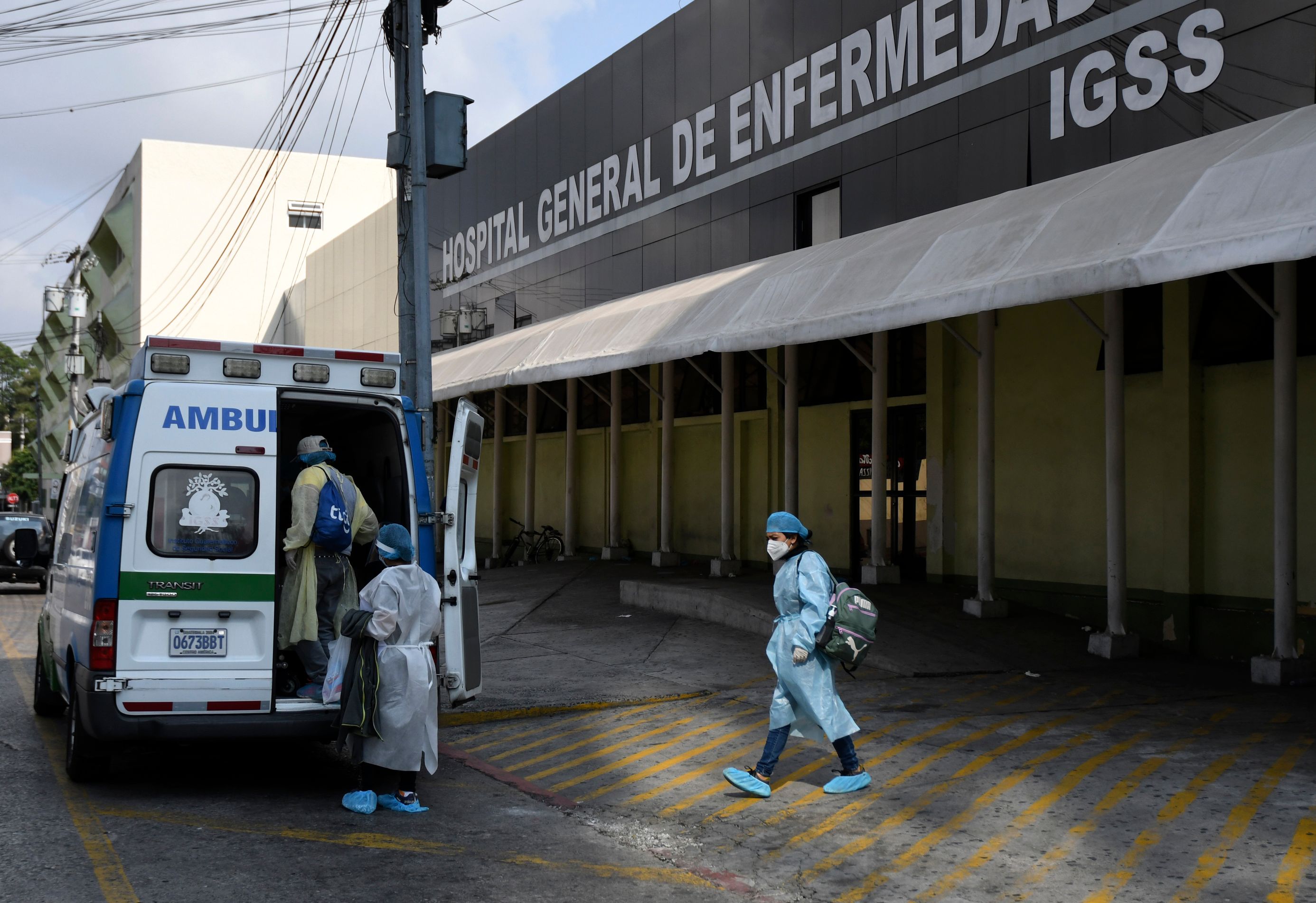 Comisión contra el Coronavirus analiza acciones para que hospitales puedan evitar el hacinamiento y mejorar la atención a pacientes. (Foto Prensa Libre: Hemeroteca PL)