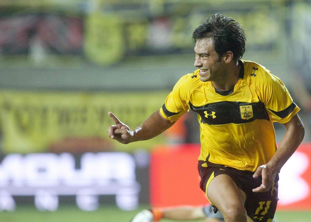 Carlos Ruiz disfrutó de la temporada que jugó en Grecia con el Aris Salónica. (Foto Prensa Libre: Hemeroteca PL)