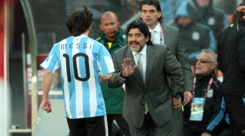 Diego Maradona dirigió a Lionel Messi en la Selección de Argentina. (Foto Prensa Libre: Hemeroteca PL)