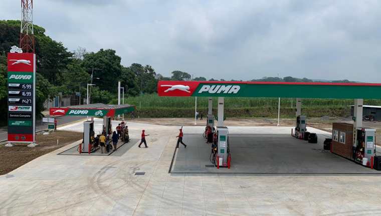 Moto Express de Puma Energy viene para agilizar el despacho de combustible a los motociclistas. Foto Prensa Libre: Cortesía