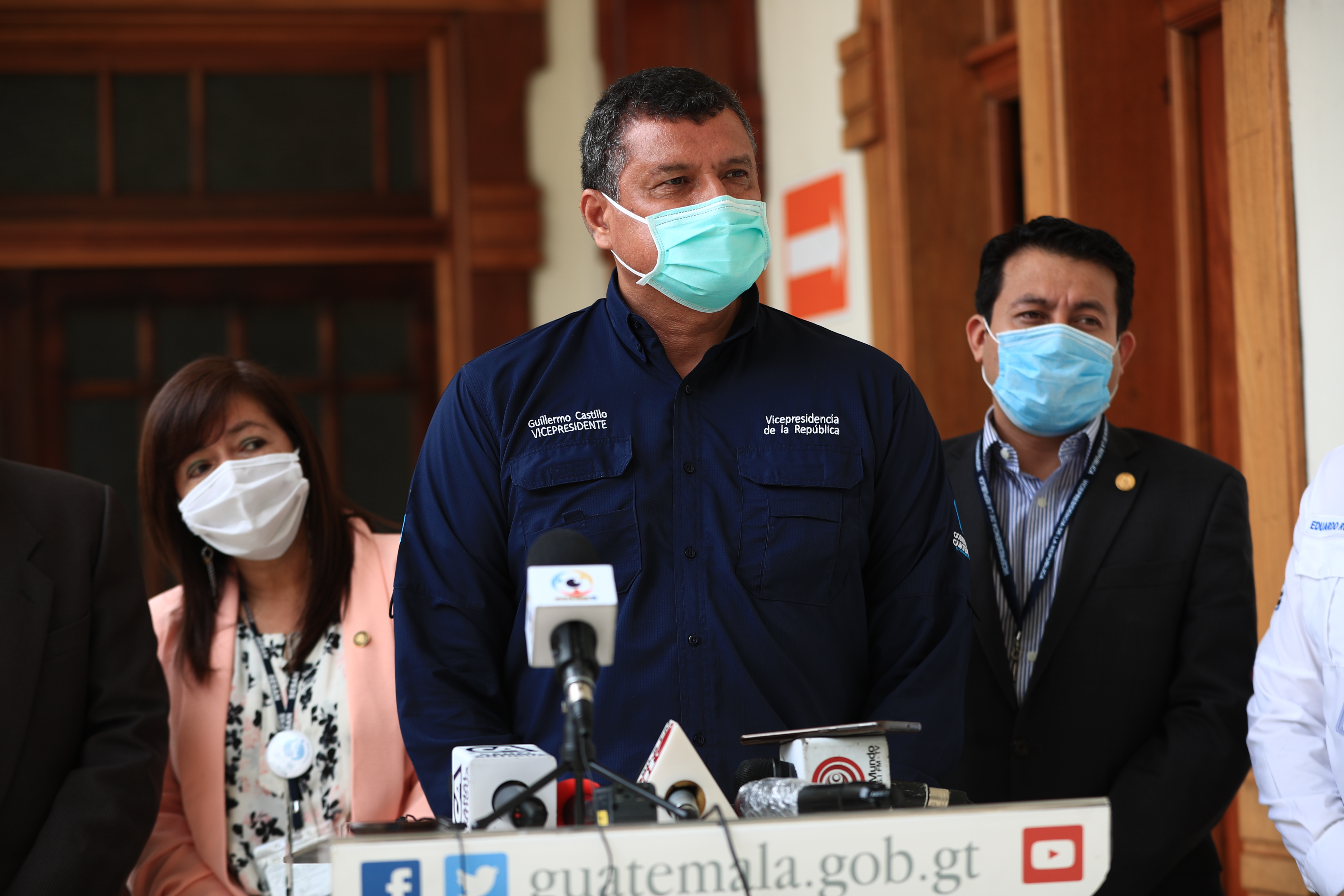 Vicepresidente Guillermo Castillo en conferencia de prensa junto a viceministros para hablar de temas relacionados al COVID-19. (Foto Prensa Libre: Hemeroteca)