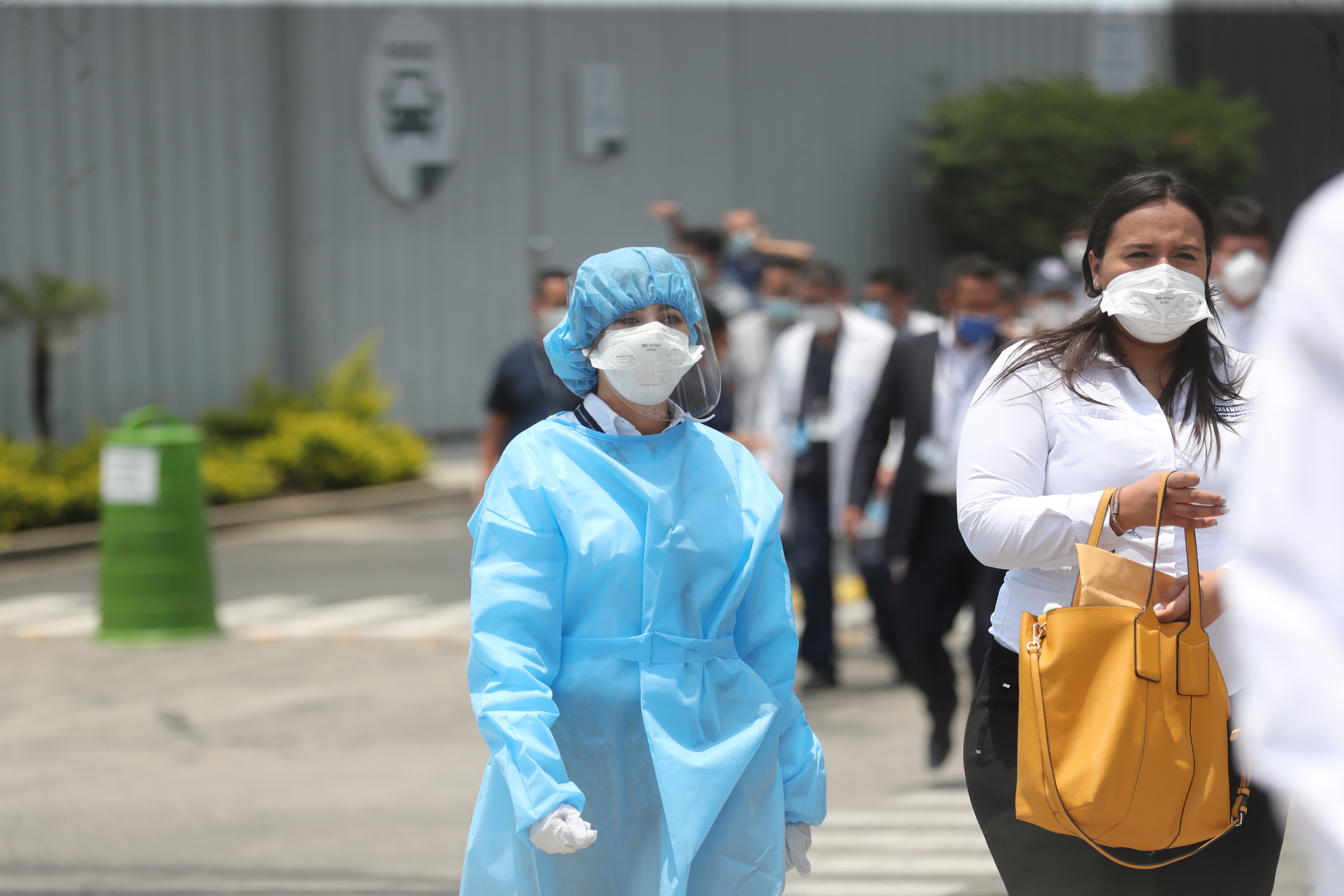 La Asociación de Neumólogos de Guatemala propone un protocolo unificado de atención a los pacientes más leves. (Foto Prensa Libre: HemerotecaPL)