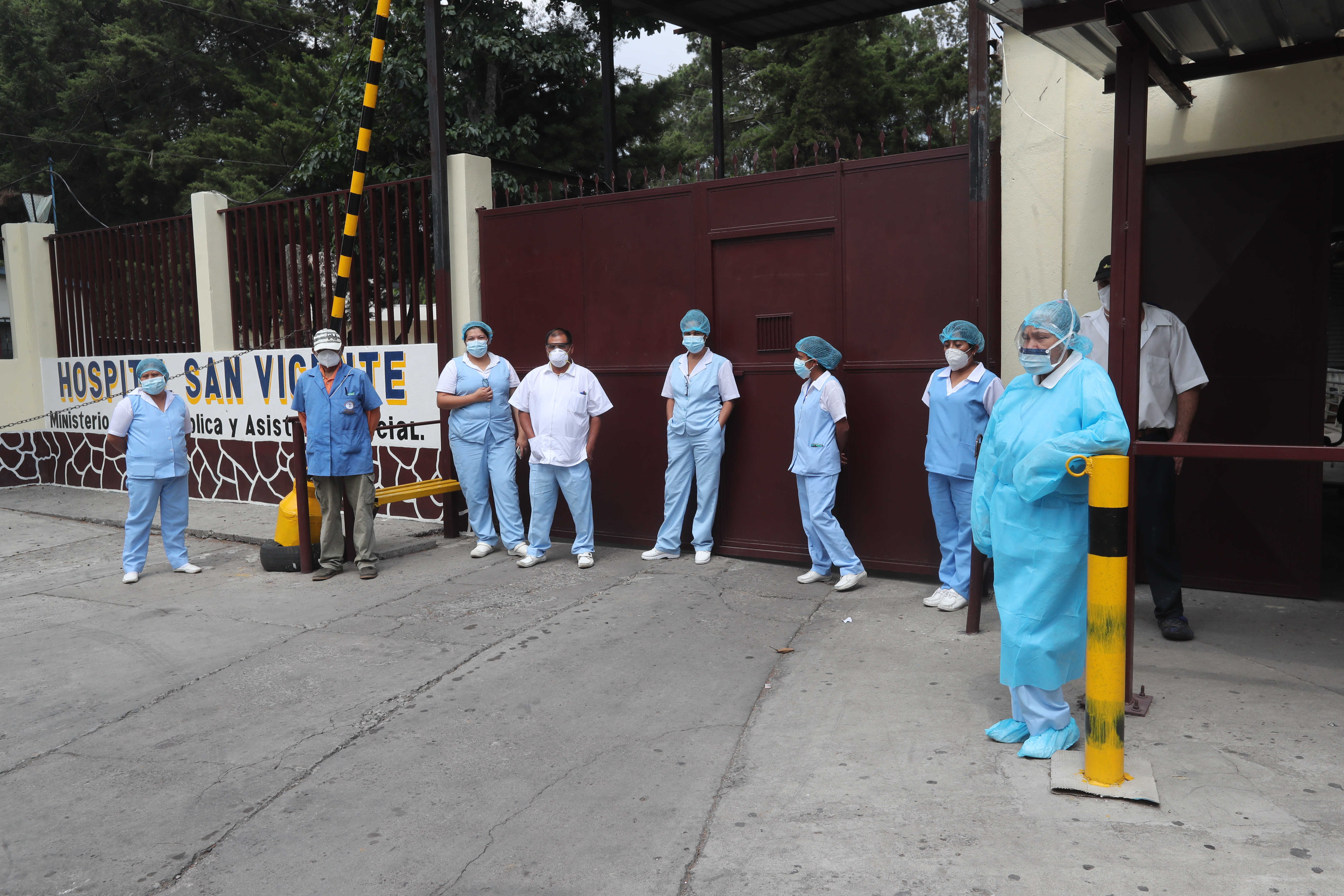 Personal del Hospital San Vicente está preocupado por la atención de los pacientes. (Foto Prensa Libre: Érick Ávila)