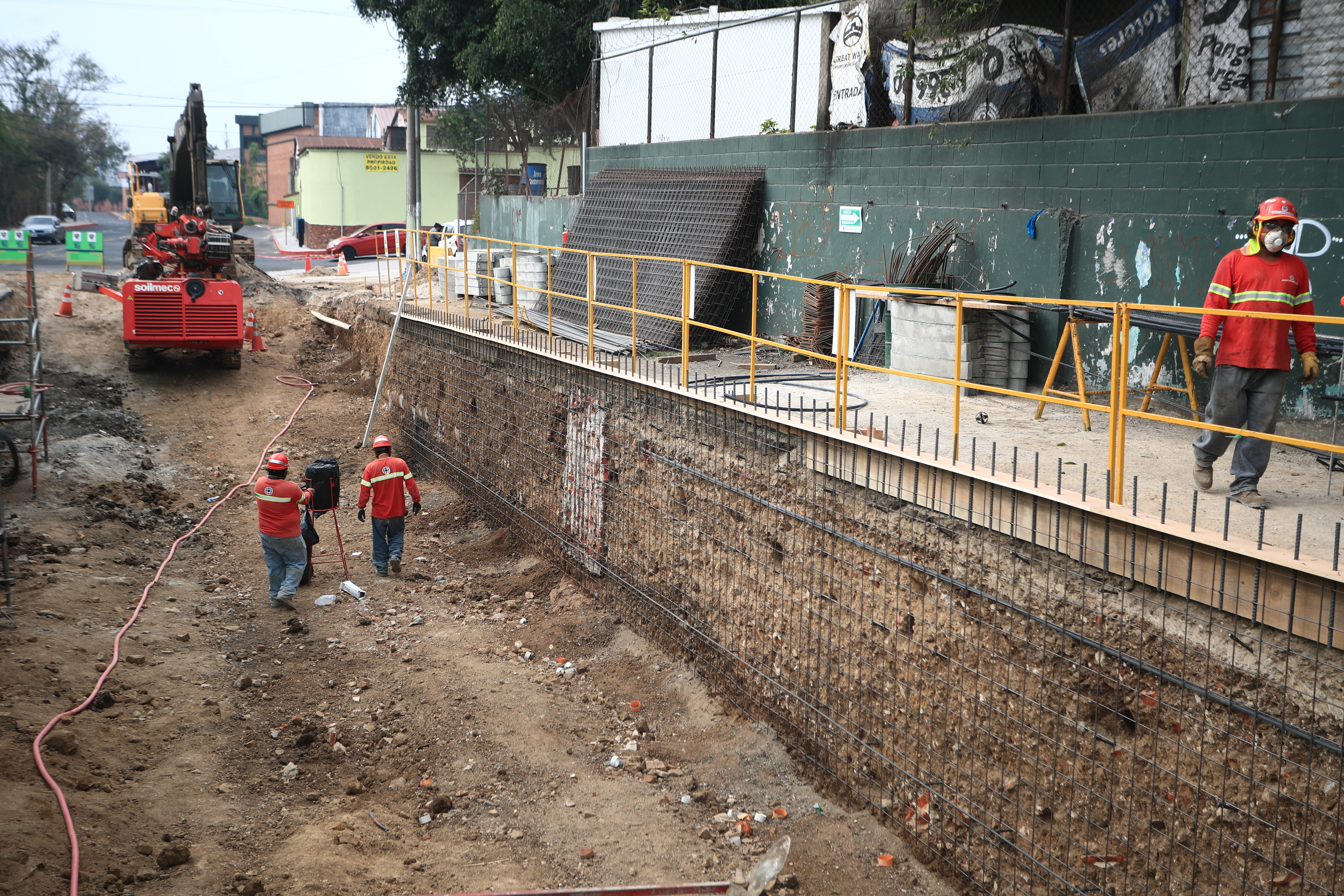 Cinco de cada 10 empresarios consideran que para los siguientes seis meses mejorará el clima de negocios. (Foto Prensa Libre: Hemeroteca) 