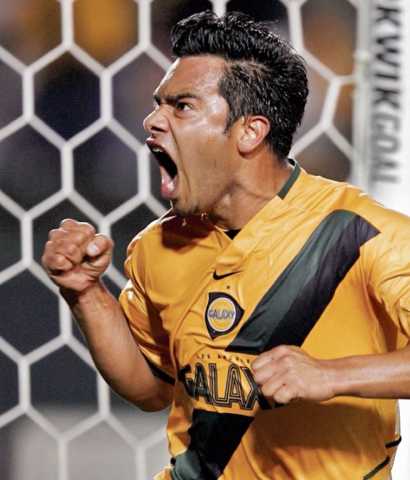 Carlos 'el Pescado' Ruiz vivió sus mejores años con el Galaxy de Los Ángeles. (Foto Prensa Libre: Hemeroteca PL)