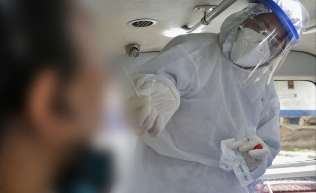 Las personas asintomáticas no serán hospitalizadas, podrán seguir el proceso de recuperación en su casa. (Foto Prensa Libre: Hemeroteca PL)