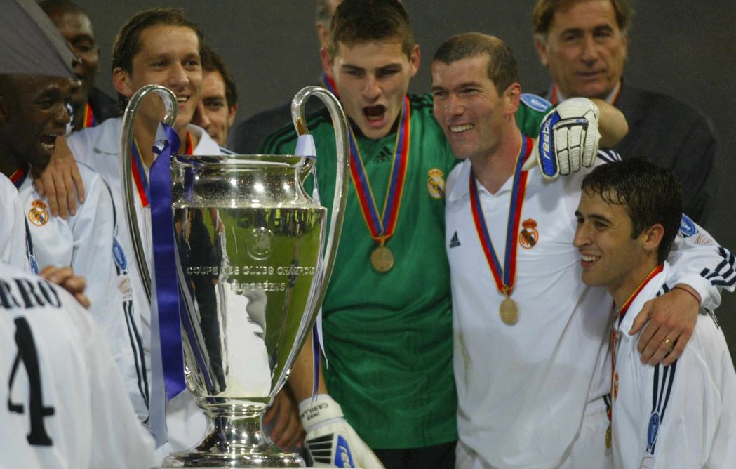 Gracias a Zidane y a Iker Casillas el Real Madrid conquistó su novena Copa de Europa. (Foto Prensa Libre: Hemeroteca PL)