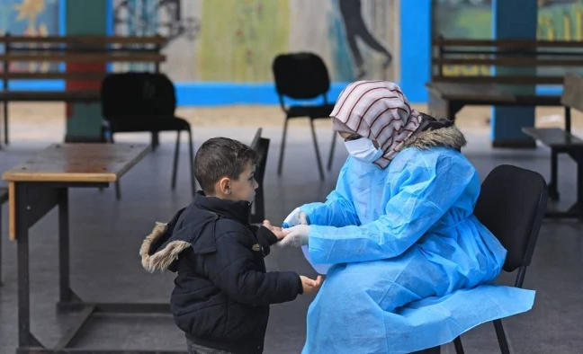 Aún no se saben los efectos que tendrá el regreso a clases por el coronavirus. (Foto: AFP)