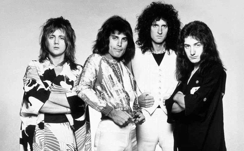 Queen libera espectacular concierto por el coronavirus