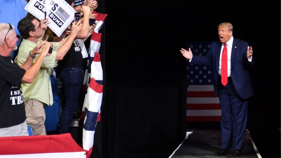 Trump realizó su primer mitin electoral en Tusla desde que comenzó la pandemia.